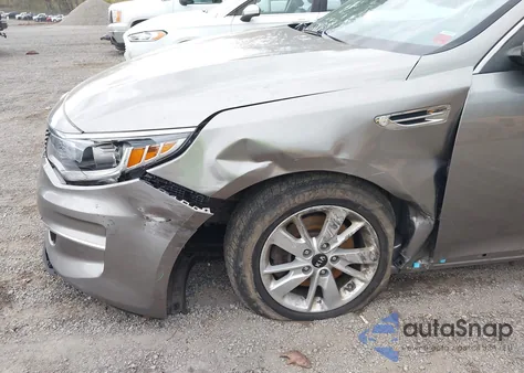 2017 Kia Optima Lx z USA, uszkodzony, nr VIN 5XXGT4L33HG145188